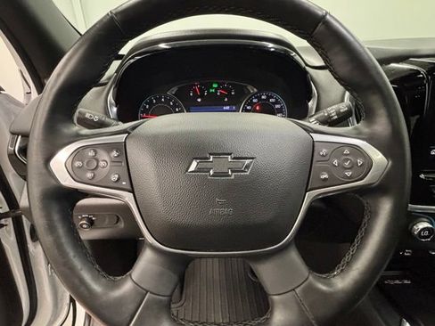 Used 2023 Chevrolet Traverse RS AWD/4WD image 28