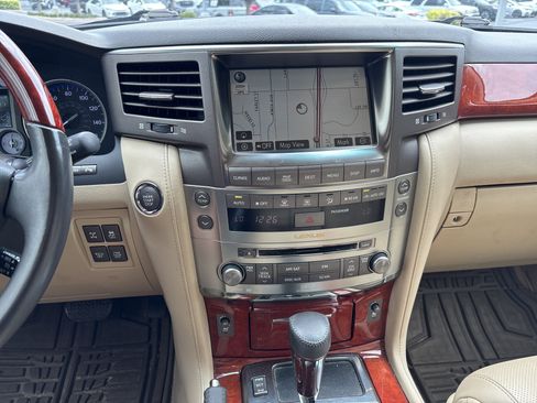 Used 2008 Lexus LX 570 4WD image 22