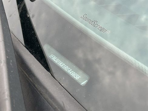 Used 2024 Ford Expedition Limited image 11