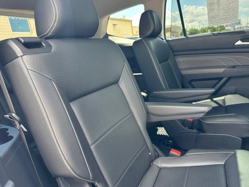 Certified 2023 Volkswagen Atlas SEL AWD/4WD image 40