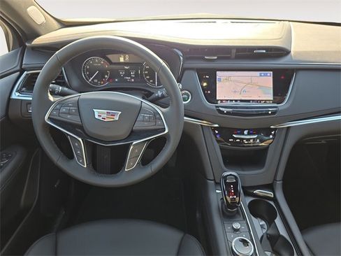 New 2025 Cadillac XT5 Premium Luxury image 10