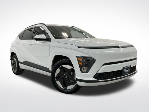 Used 2024 Hyundai Kona SEL FWD image 4