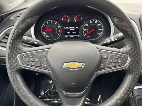 Used 2024 Chevrolet Malibu LT image 25