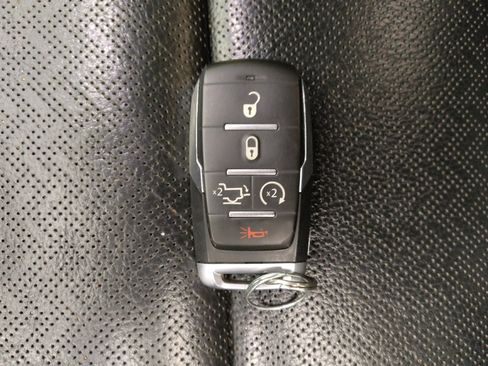 Used 2021 RAM 1500 Laramie image 32