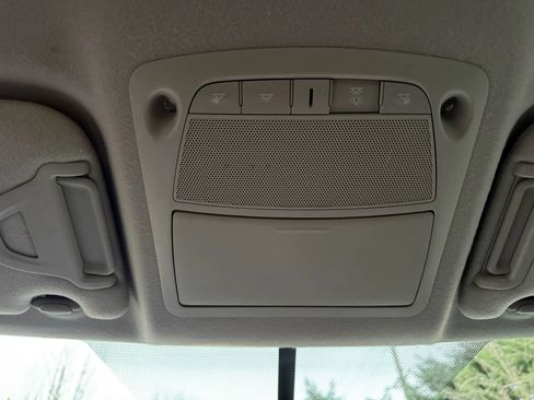 Used 2017 Nissan Leaf S w/ Charge Package image 19