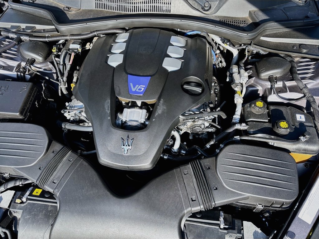 Used 2019 Maserati Quattroporte S GranLusso RWD image 31