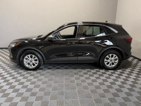Used 2023 Ford Escape Active w/ Tech Pack #1 AWD/4WD image 6
