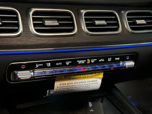 New 2026 Mercedes-Benz GLS 450 4MATIC image 21