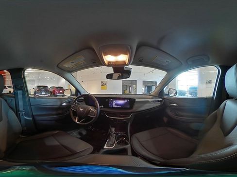 Used 2025 Buick Encore GX Preferred image 41
