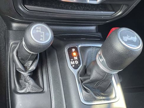 Used 2021 Jeep Wrangler Unlimited Sport image 7