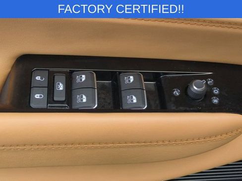 Certified 2025 Jeep Grand Wagoneer Series III w/ Rear Seat Video Group 1 AWD/4WD image 14