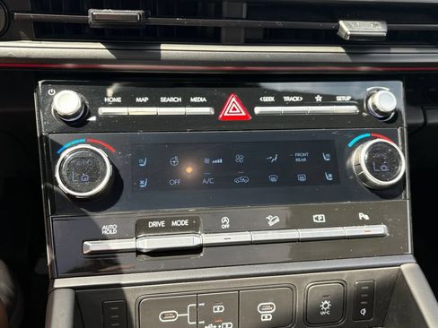 Certified 2024 Hyundai Santa Fe Calligraphy FWD image 28