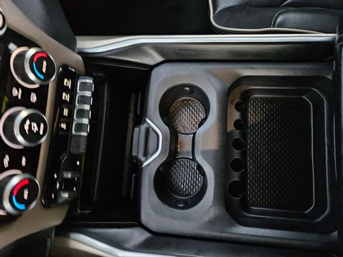 Used 2019 RAM 1500 Laramie image 16