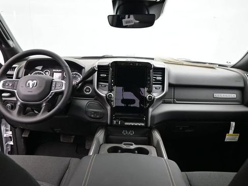 New 2026 RAM 3500 Big Horn AWD/4WD image 22