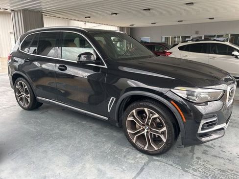 Used 2023 BMW X5 xDrive40i w/ Premium Package AWD/4WD image 2