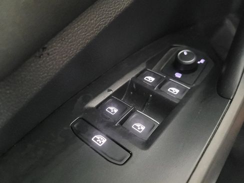 Used 2024 Volkswagen Jetta S FWD image 27