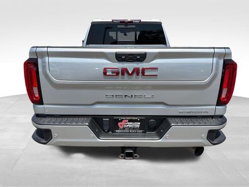 Used 2023 GMC Sierra 2500 Denali AWD/4WD image 6