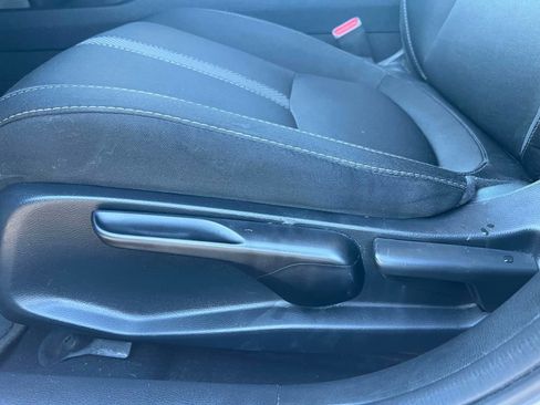 Used 2020 Honda Civic LX image 17