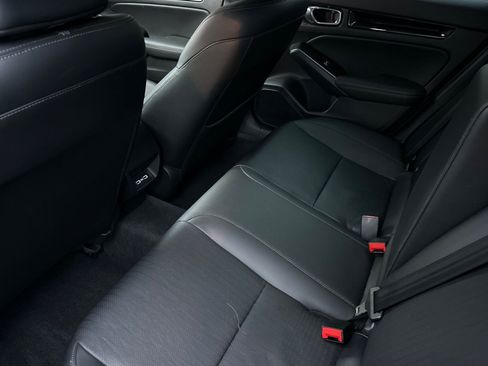 Used 2023 Honda Civic Touring image 13