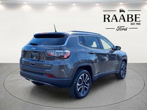 Used 2023 Jeep Compass Limited AWD/4WD image 7