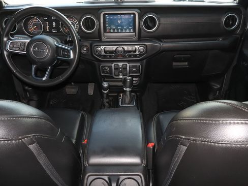 Used 2018 Jeep Wrangler Unlimited Sahara w/ Safety Group AWD/4WD image 10