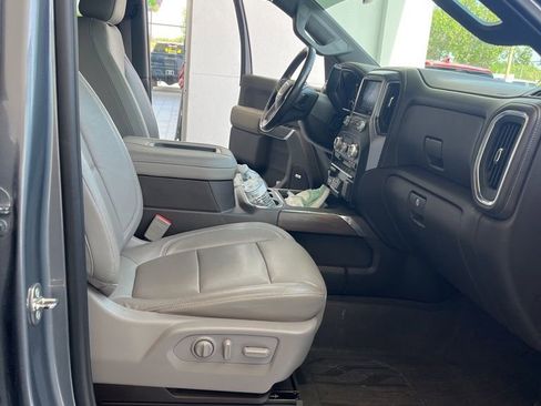 Used 2019 GMC Sierra 1500 SLT w/ SLT Premium Plus Package AWD/4WD image 24