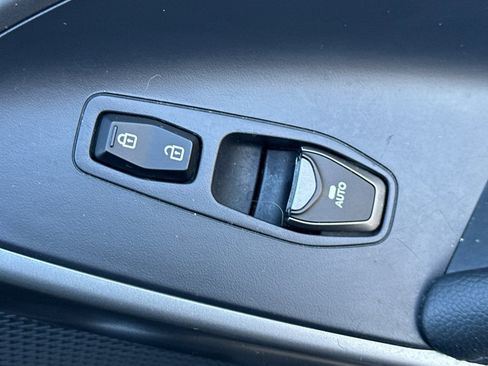 Used 2017 Hyundai Santa Fe Sport image 22