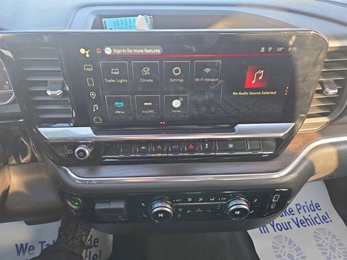 Used 2025 GMC Sierra 1500 SLT image 24