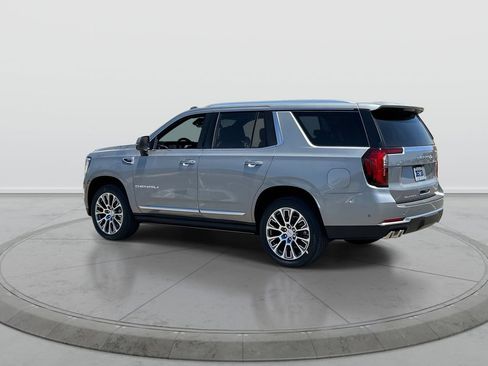 New 2026 GMC Yukon Denali w/ Denali Reserve Package AWD/4WD image 6