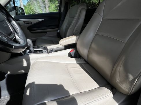 Used 2016 Honda Pilot EX-L image 17