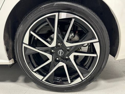 Used 2024 Nissan Sentra SR image 59