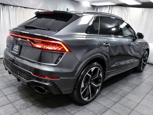 Used 2024 Audi RS Q8 w/ Black Optic Package image 6