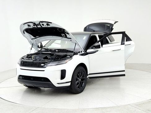 New 2025 Land Rover Range Rover Evoque S image 9