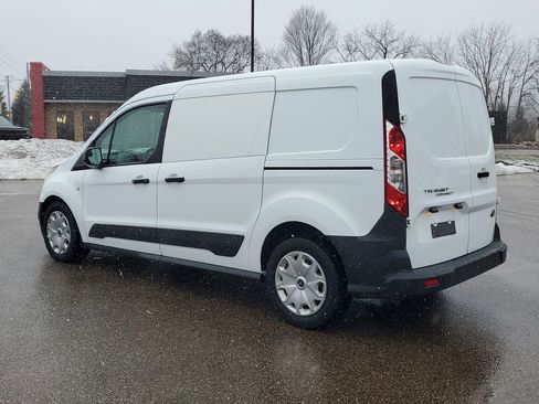 Used 2017 Ford Transit Connect XL image 4