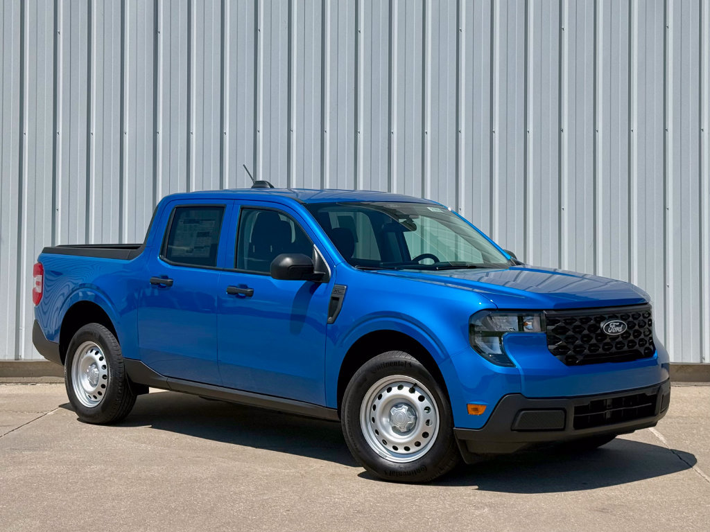 New 2026 Ford Maverick XL w/ Equipment Group 101A AWD/4WD image 8