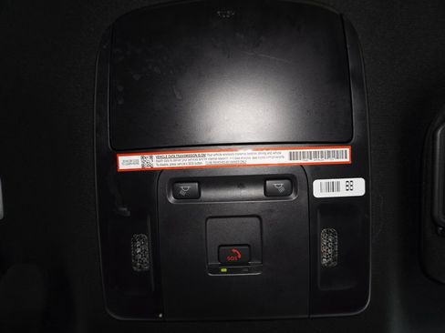 Certified 2025 Toyota Camry SE image 19