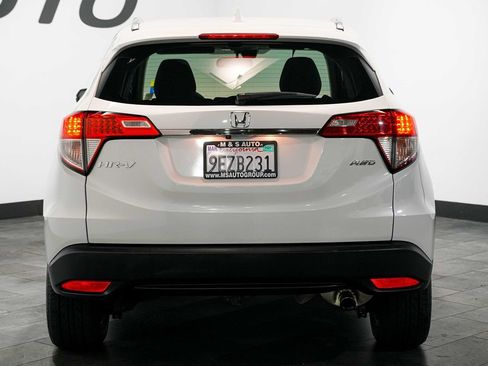 Used 2021 Honda HR-V EX image 5