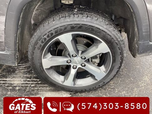 Used 2022 Jeep Grand Cherokee Limited 4xe image 35