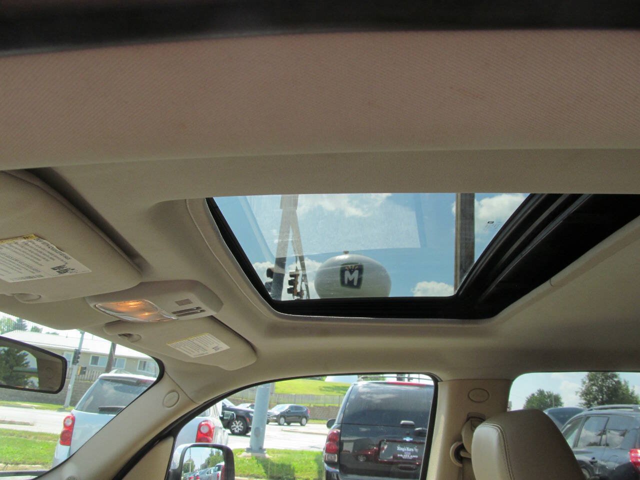 Used 2010 Chevrolet HHR LT w/ LT Preferred Equipment Group FWD image 13