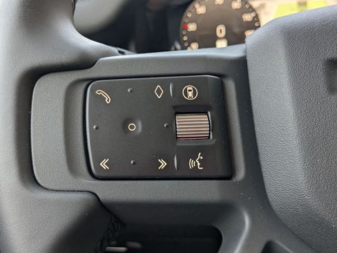 Certified 2026 Land Rover Defender 110 S AWD/4WD image 19