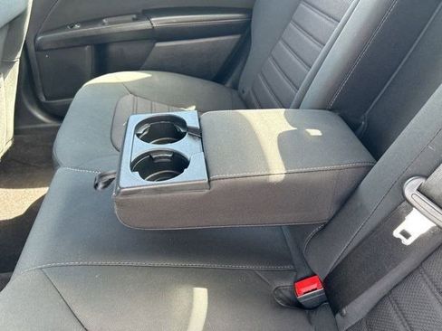 Used 2020 Ford Fusion SE image 36