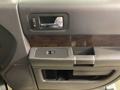 Used 2015 Ford Flex Limited w/ Class III Trailer Tow Package image 27