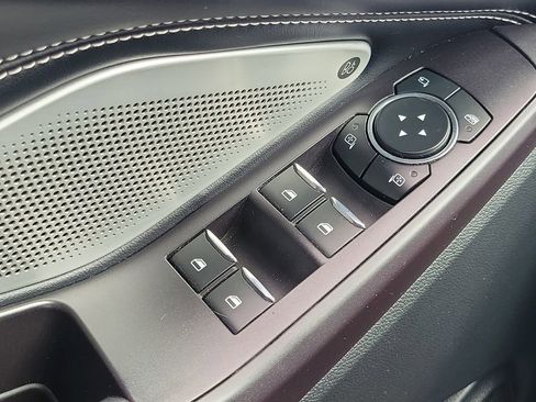 Used 2020 Ford Explorer ST w/ ST High-Performance Pack AWD/4WD image 18