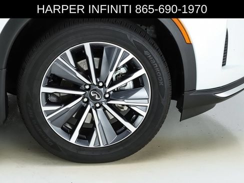 Used 2026 INFINITI QX60 Luxe w/ Cargo Package FWD image 15