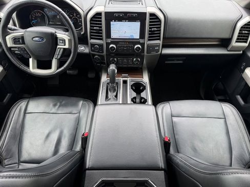 Used 2017 Ford F150 Lariat w/ Equipment Group 502A Luxury AWD/4WD image 11
