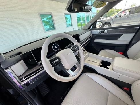 Used 2025 Hyundai Santa Fe Limited FWD image 14