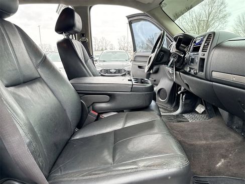 Used 2013 Chevrolet Silverado 2500 LT w/ Custom Sport Truck Package image 21