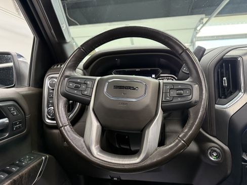 Used 2021 GMC Sierra 1500 Denali w/ Denali Ultimate Package image 13
