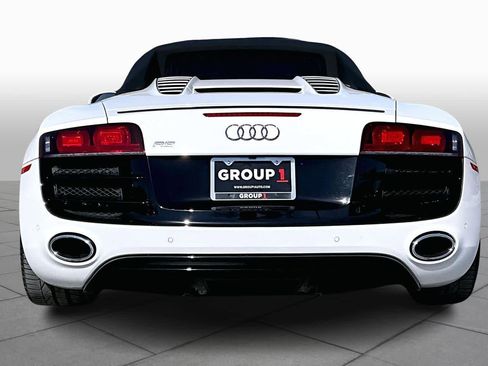 Used 2012 Audi R8 V10 image 5
