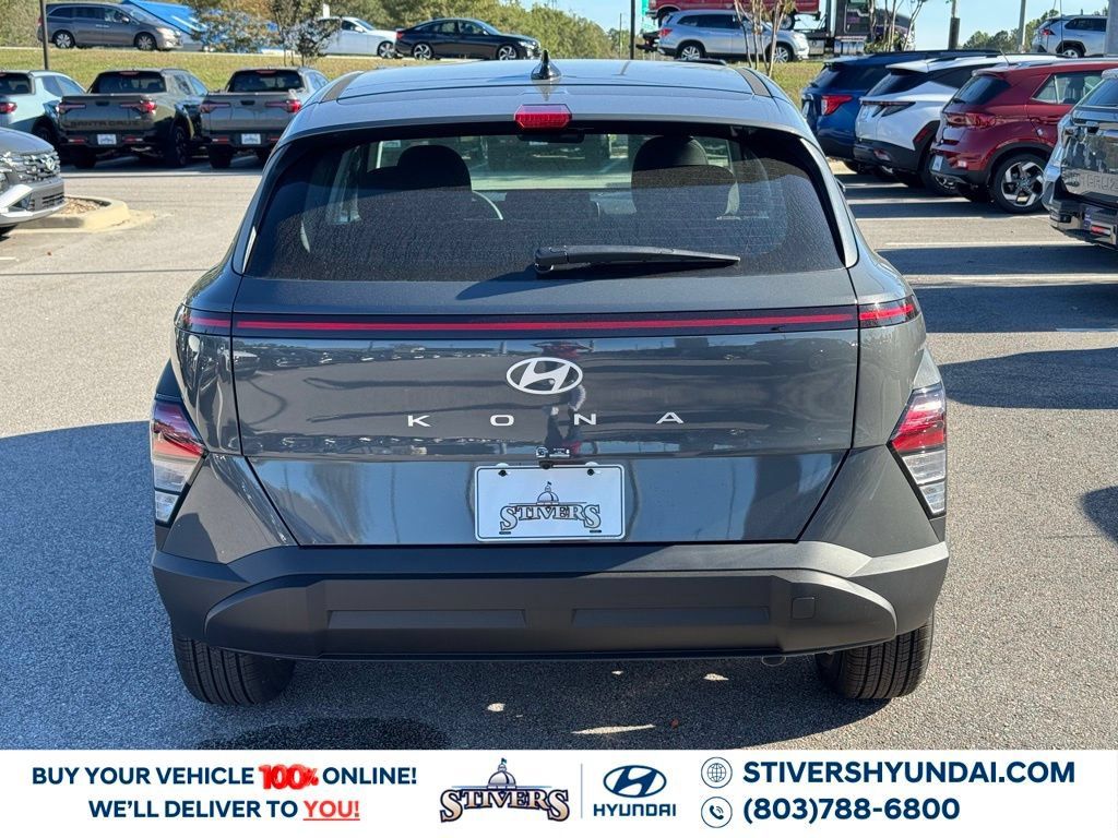 Used 2026 Hyundai Kona SE FWD image 11